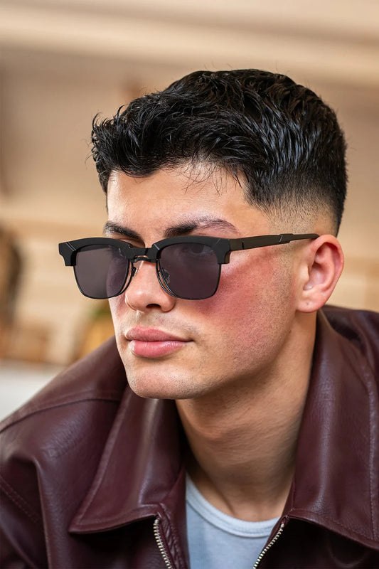 Yelki Güneş Gözlüğü