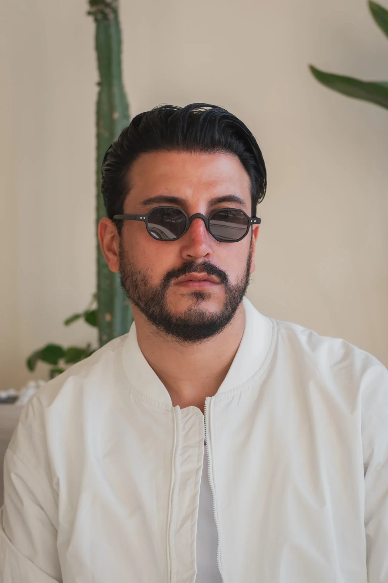 Yaneles Güneş Gözlüğü