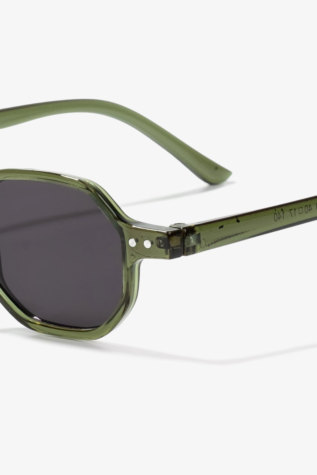 Yaneles Güneş Gözlüğü